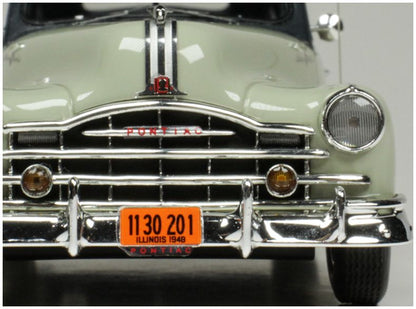 Pontiac Silver Streak 4 Door Sedan Oyster Grey 1948 1:43 Goldvarg Model (view 2)