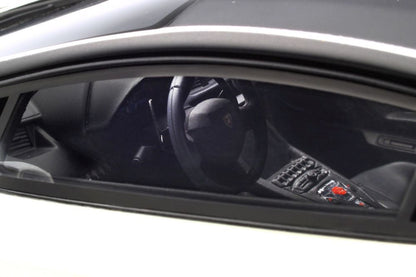 Available to Order – Lamborghini Centenario Pearl white 1:18 (GTS 18503W)
