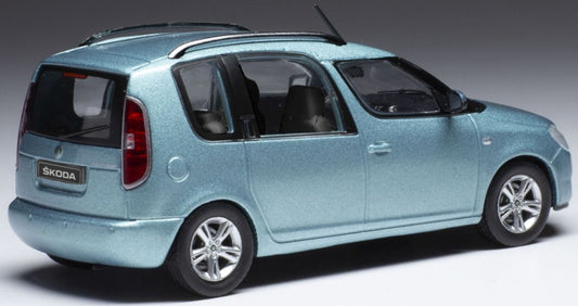 Available To Order – Skoda Roomster Metallic Light Blue 2007 1:43 IXO Model (IXO CLC472)