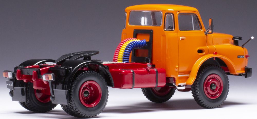 Available To Order – MAN 19.280 H Orange 1971 1:43 IXO Model (IXO TR155)