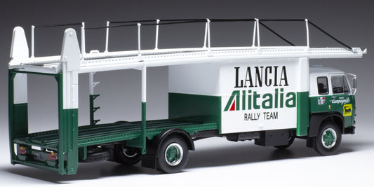 Fiat 673 Racing Transporter Green/White Lancia Alitalia Racing Team 1976 1:43 IXO Model (view 2)