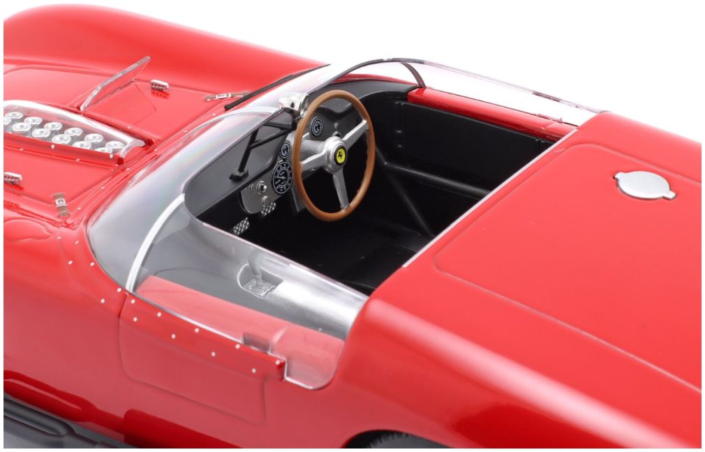 Available To Order – Ferrari 250 TR61 Plain Body Edition Red 1:18 IXO Model (IXO W18046008)