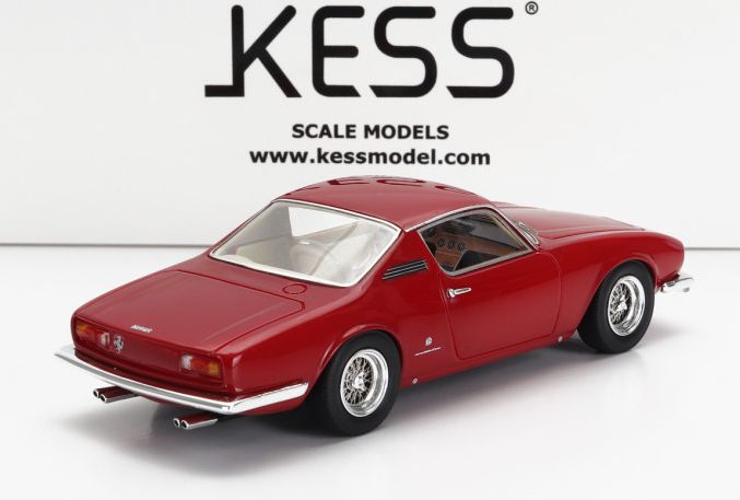 Ferrari 330 GTC Coupe Michelotti 1966 Red 1:43 – diecast model (view 2)