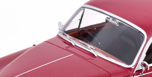 Available To Order – Daimler 250 V6 1962 RHD Red/Black Interior 1:18 (KKS DC181036)