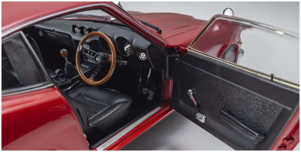 Available to Order – Nissan Fairlady Z-L (S30) 1970 Met.Red 1:18 (KYO 08220RM)