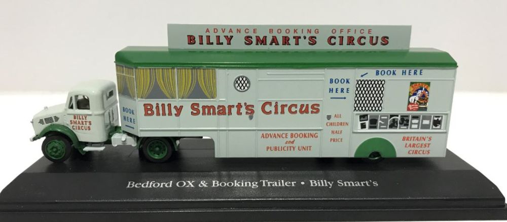 Bedford OX Truck Booking Trailer Billy Smart's Circus 1:76 – diecast model (view 2)