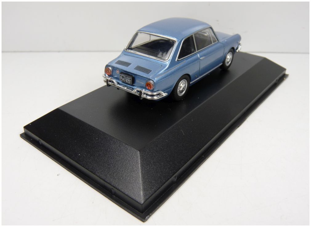 Fiat 800 Azulado Blue 1966 Unforgetable cars - Argentina 1:43 – diecast model (view 2)