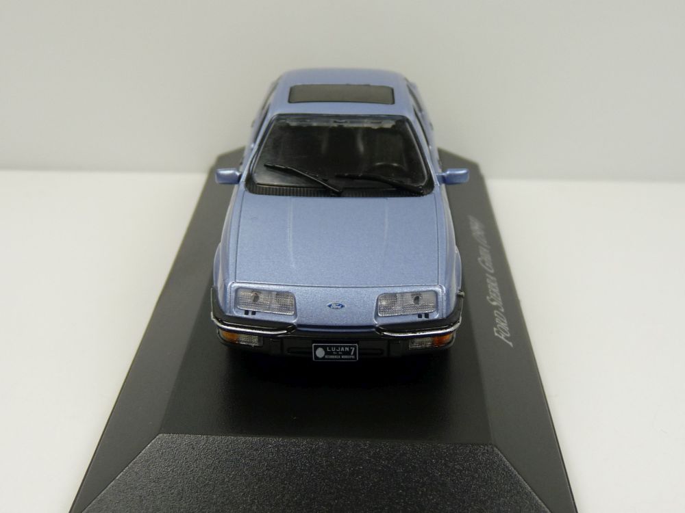 Ford Sierra Ghia 1984 - Lt.Blue Anos 80/90 1:43 – diecast model (view 3)