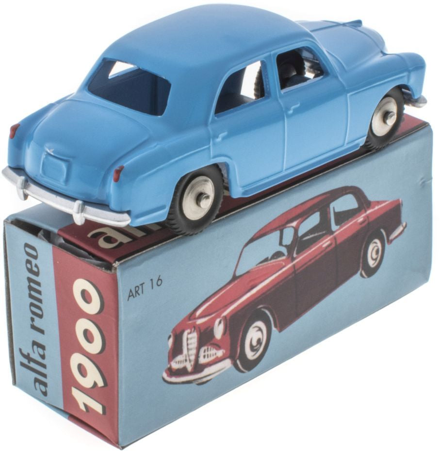 Alfa Romeo 1900 Super - Blue Mercury Collection by Hachette 1:48 – diecast model (view 2)