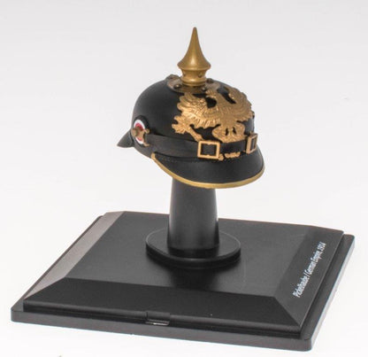 Pickelhaube German Empire 1914 -Helmet 1:5 Historical Military Helmets 1:5 – diecast model (view 2)