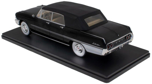 Zil 111D Cabrio (Top Up) - Black - 1:24 Blister can be squashed 1:24 – diecast model (view 2)