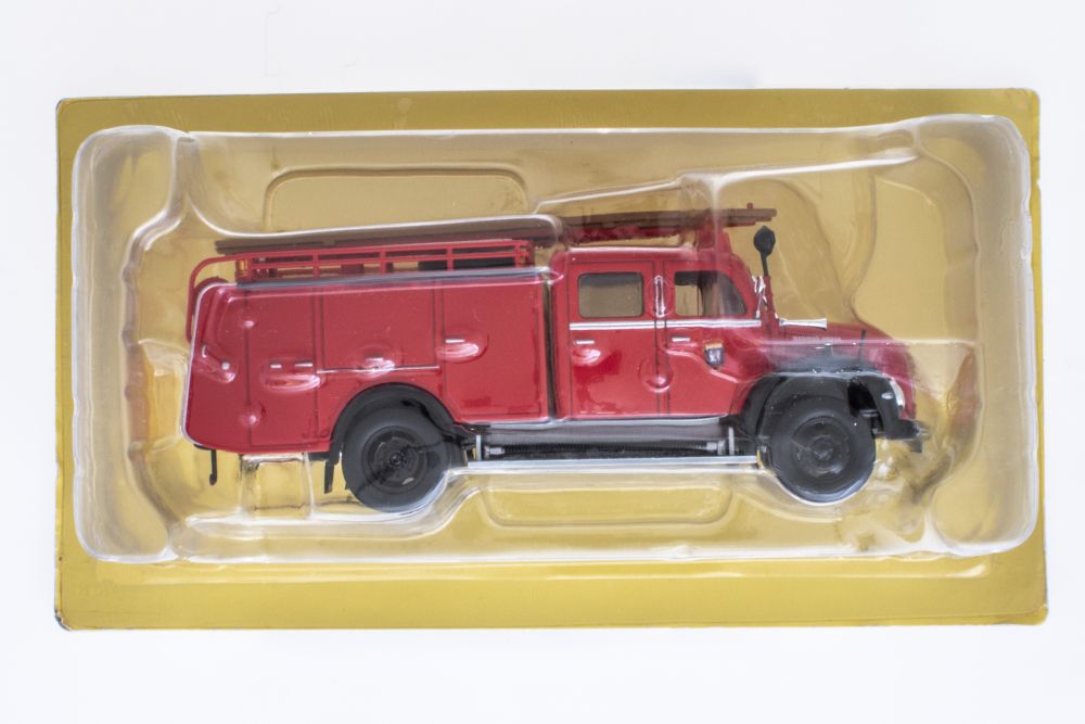 Magirus Deutz Mercur TLF 16 Germany - 1961 - Fire Trucks in 1:43 1:43 – diecast model (view 3)
