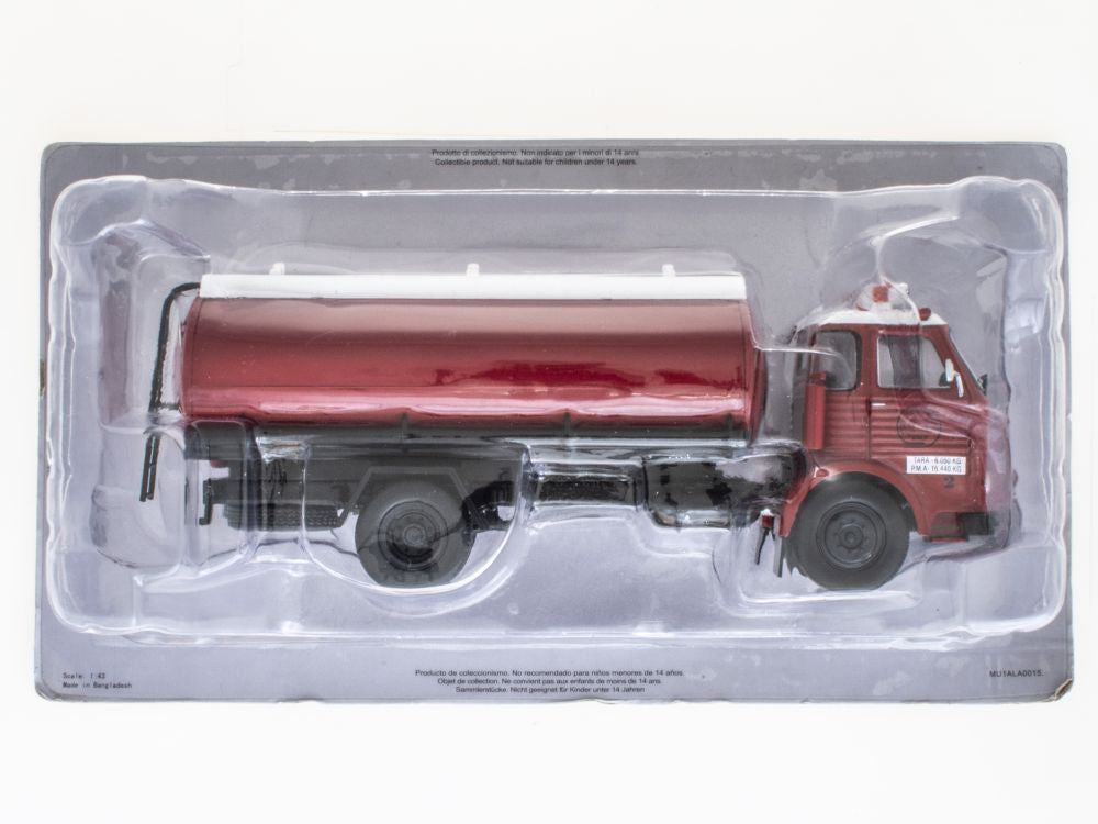 Pegaso Super Comet 1095 Spain - 1984 - Fire Trucks in 1:43 1:43 – diecast model (view 3)