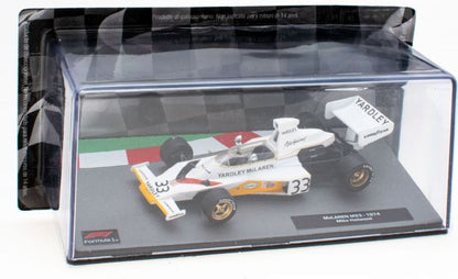 McLaren M23 - 1974 Mike Hailwood F1 Collection - Cased 1:43 – diecast model (view 3)