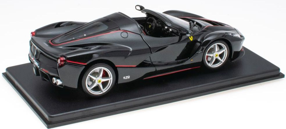 Ferrari LaFerrari Aperta - 2016 Supercar Collection Gift 1:24 (with case) 1:24 – diecast model (view 2)