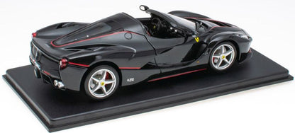 Ferrari LaFerrari Aperta - 2016 Supercar Collection Gift 1:24 (with case) 1:24 – diecast model (view 2)