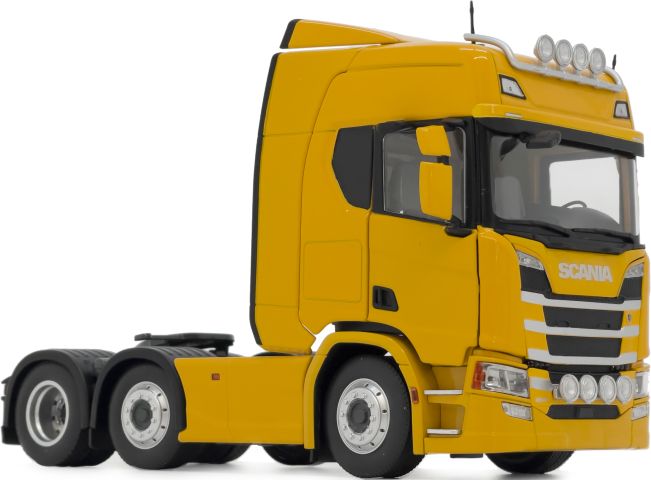 Available to Order – Scania R500 Series 6x2 Yellow 1:32 (MAR 2015-04)