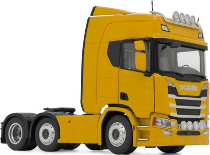Available to Order – Scania R500 Series 6x2 Yellow 1:32 (MAR 2015-04)