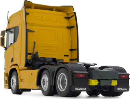 Available to Order – Scania R500 Series 6x2 Yellow 1:32 (MAR 2015-04)