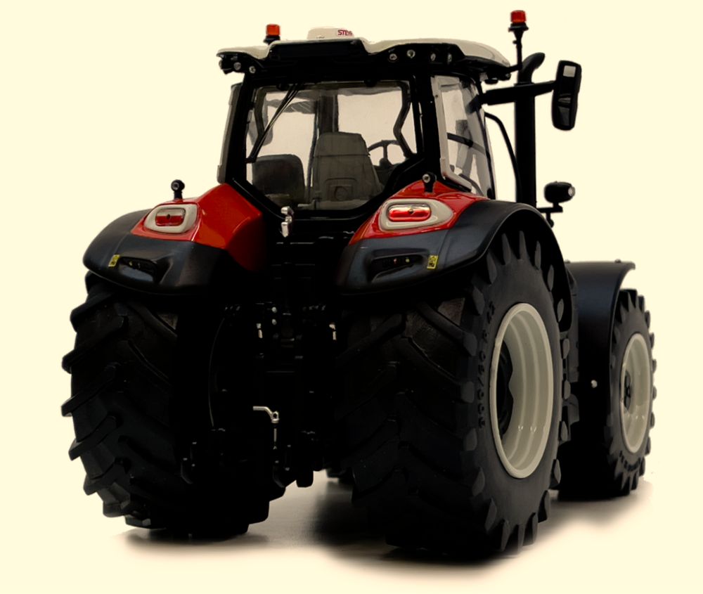 Available to Order – Steyr 6300 Terrus 1:32 (MAR 2122)