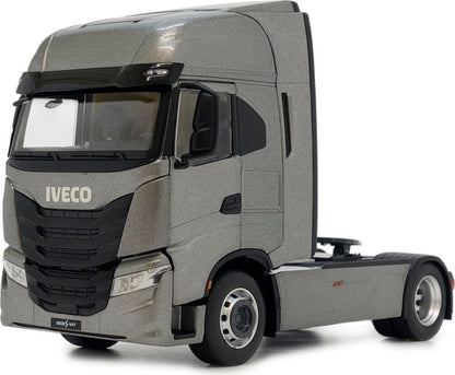 Available to Order – Iveco S-Way 4x2 Dark Grey 1:32 (MAR 2231-02)