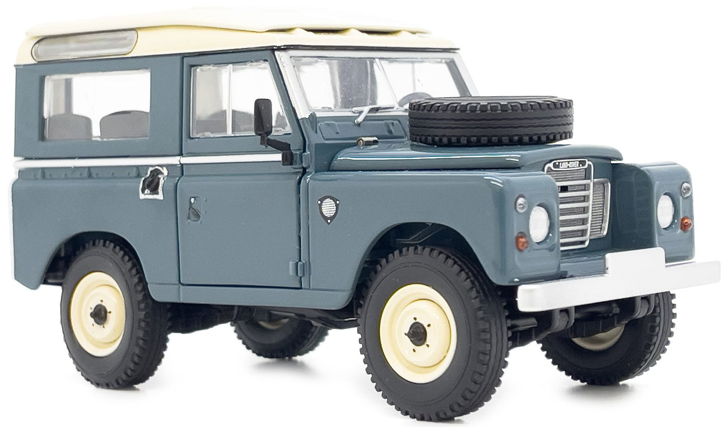 Available to Order – Land Rover Series 3 88 Safari Roof Marine Blue 1:32 (MAR 2421-01)