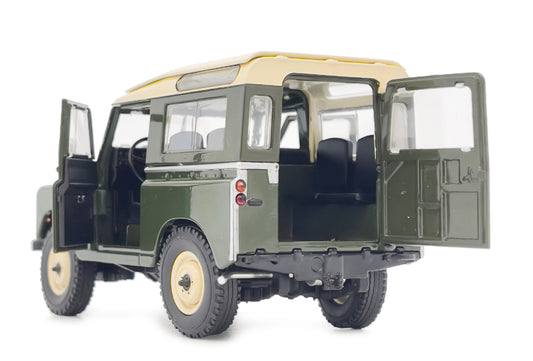 Available to Order – Land Rover Series 3 88 Safari Roof Deep Bronze Green 1:32 (MAR 2421-03)