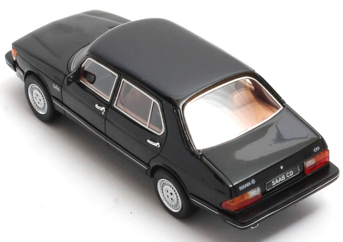 Saab 900 CD Turbo Black 1:43 – diecast model (view 3)