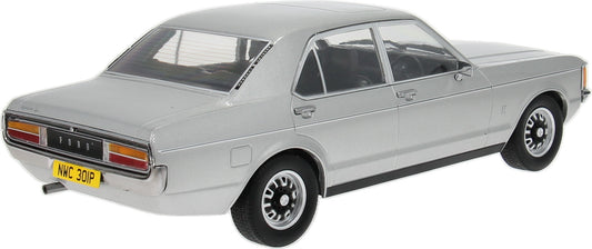 Ford Granada MK1 - Silver - RHD UK Exclusive 360pcs 1:18 MCG Model (view 2)