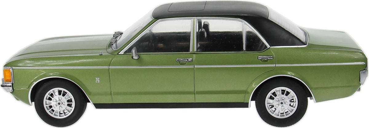 Ford Granada MK1 - Met. Green - RHD UK Exclusive 300pcs 1:18 MCG Model (view 5)