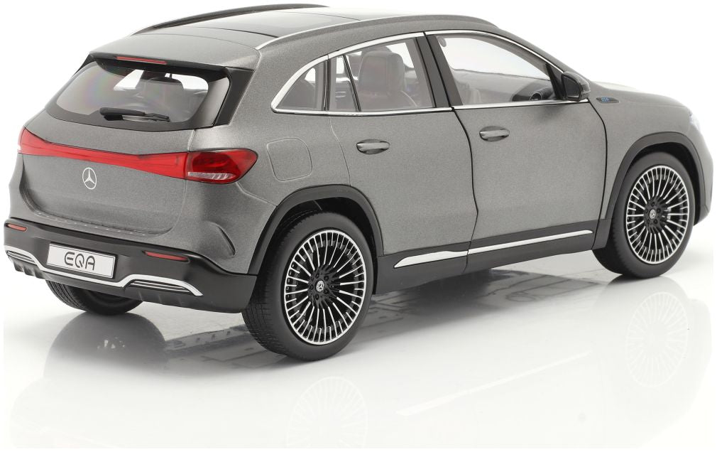 Mercedes EQA Mountain Grey 1:18 - NZG 1:18 – diecast model (view 2)