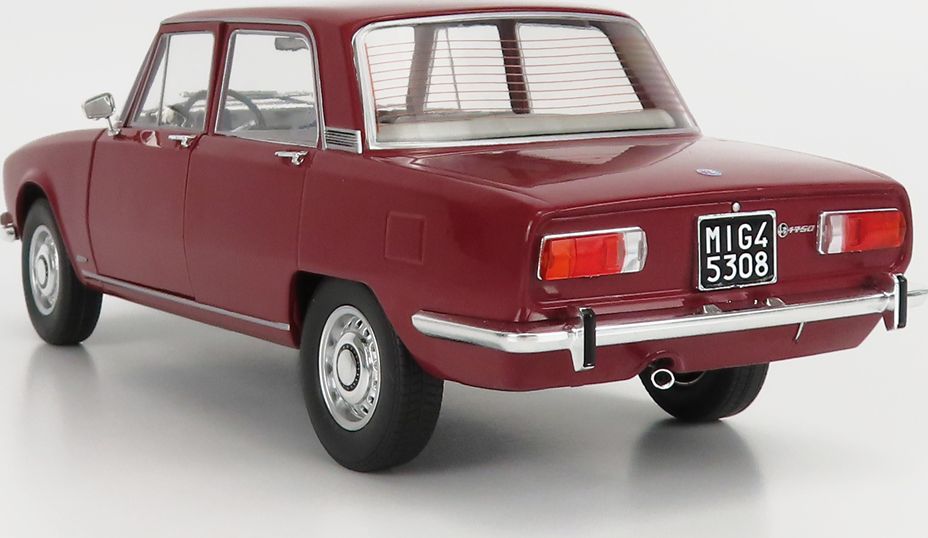 Available To Order – Alfa Romeo 1750 Berlina Series 1 1968 Prugna 525 Limited Edition 500 pcs 1:18 (MIT 200001)