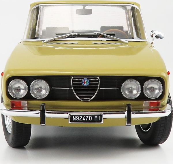 Available To Order – Alfa Romeo 2000 Berlina 1971 Giallo Piper 116 Limited Edition 500 pcs 1:18 (MIT 200005)