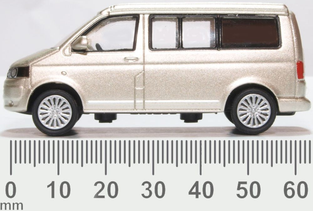 VW T5 Camper Sand Beige 1:76 Oxford Diecast Model (view 6)