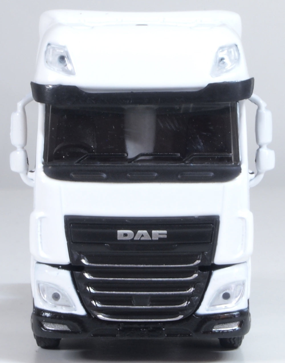 Available To Order – DAF XF Euro 6 Cab White 1:76 Oxford Diecast Model (OXF 76WHDAFCAB)