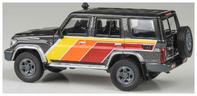 Available to Order – Toyota Land Cruiser LC 76 TRD Livery 2014 (RHD) 1:64 (PAR 66311)