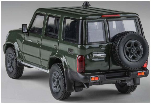 Available to Order – Toyota Landcruiser LC76 Military Green 2014 (RHD) 1:64 (PAR 66313)