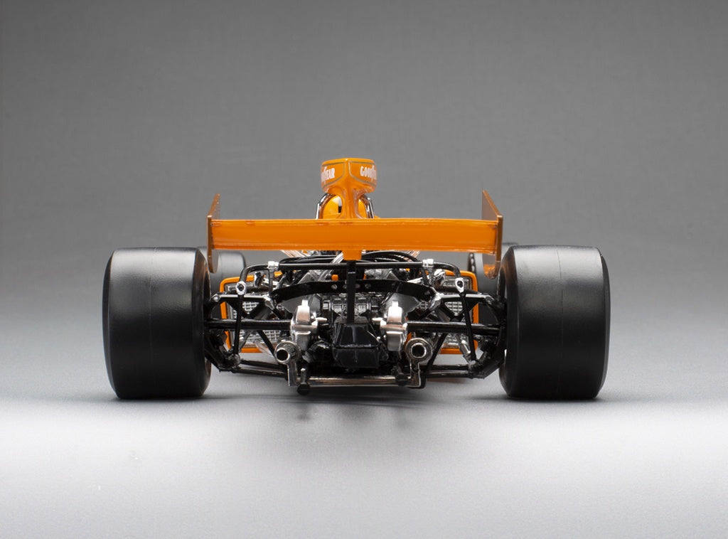 Available To Order – Lotus 72E #33 Eddie Keizan 1975 South African GP (Limited Edition 999pcs) 1:18 Quartzo Model (QUA 18294)