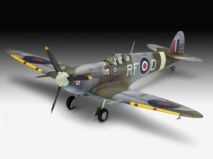 Available to Order – Supermarine Spitfire Mk.Vb 1:72 (REV 03897)