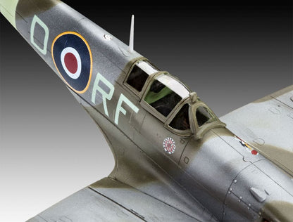 Available to Order – Supermarine Spitfire Mk.Vb 1:72 (REV 03897)