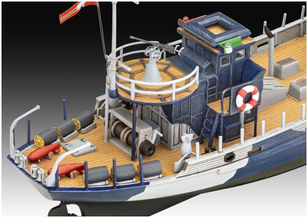 Available to Order – KFK (Kriegsfischkutter) 1:144 (REV 05242)