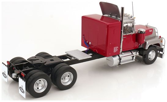 Available to Order – Mack RL700L 1974 Red Metallic/Silver 1:18 (RKS 180173)