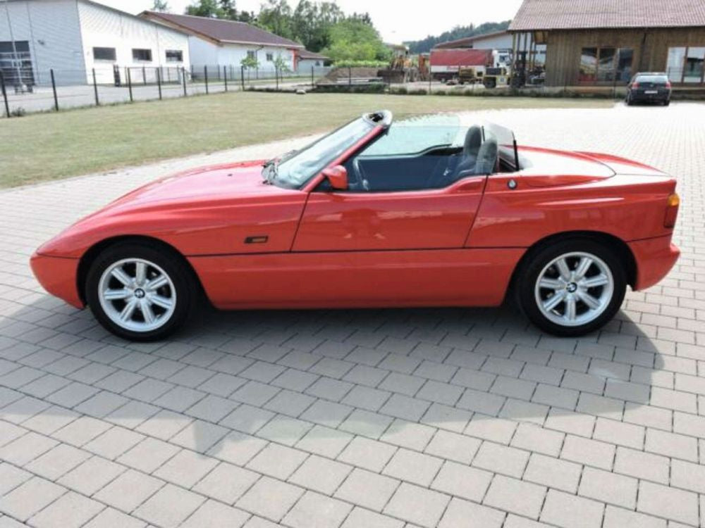 Available To Order – BMW Z1 Roadster Red PRO.R18 1:18 Schuco Model (SHU 00264)