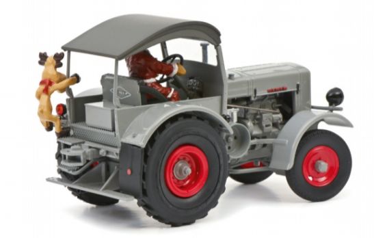 Available To Order – Deutz F3 M417 'Christmas Edition 2021' 1:32 (SHU 07824)