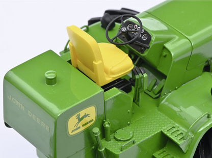 Available to Order – John Deere 8010 Green 1:32 1:32 (SHU 09166)