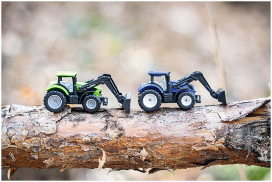 Available To Order – New Holland With Front Loader 1:87 Siku Model (SIK 1396)