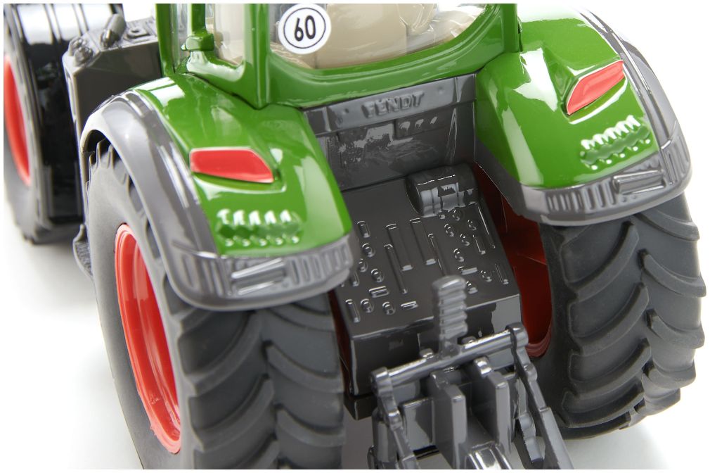 Available To Order – Fendt 728 Vario 1:32 (SIK 3293)