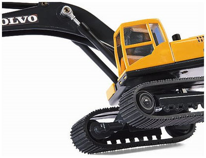 Available To Order – Volvo Hydraulic Excavator 1:50 Siku Model (SIK 3535)