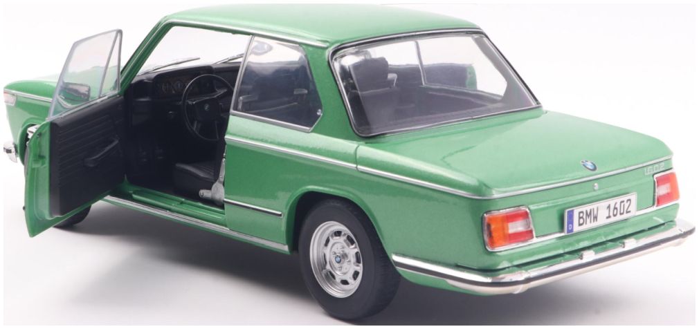 Available To Order – BMW 1602 Taiga 1971 1:18 (SOL 1808604)