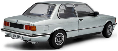 BMW E21 323i Saphire Blue Metallic 1980 1:18 Solido Model (view 2)